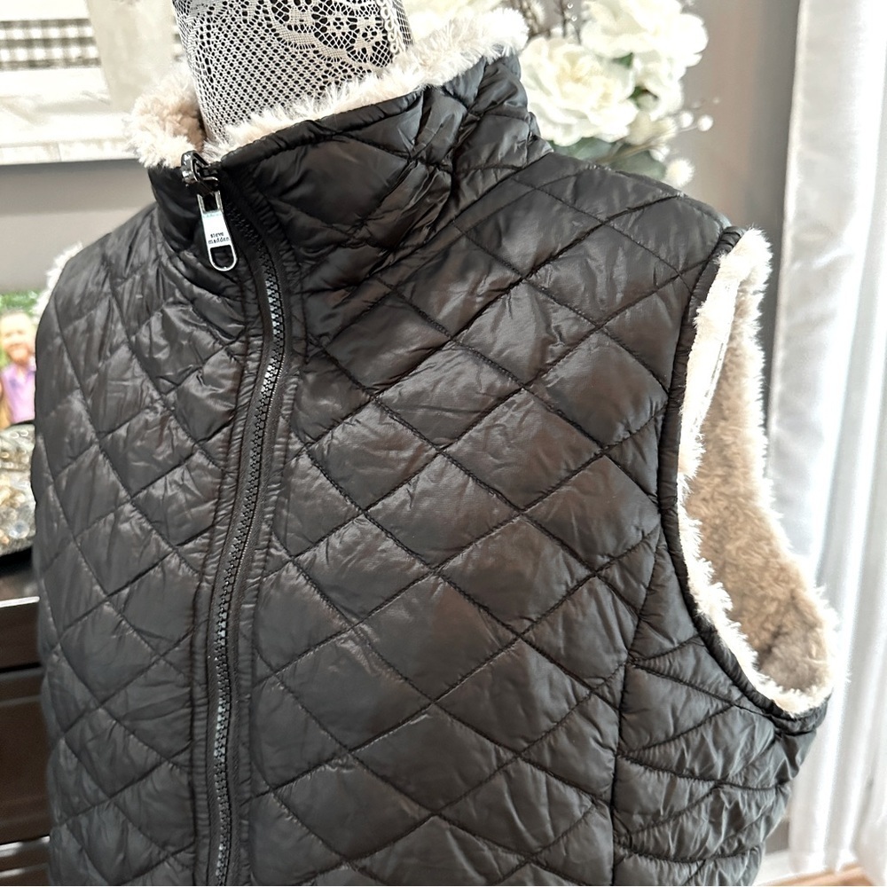Steve Madden Quilted Puffer Vest Black Faux Sherpa Lined Women’s XL - Picture 6 of 15